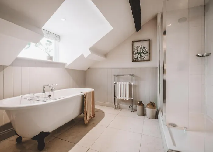 Мини-отель The Hare & Hounds