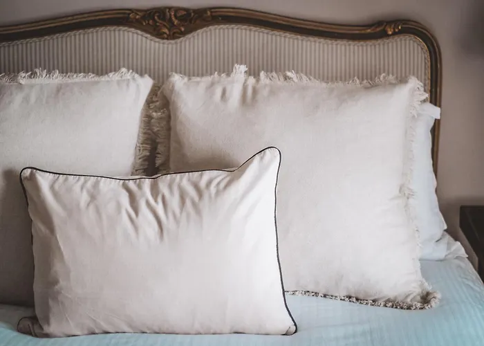 Мини-отель The Hare & Hounds Bowland Bridge