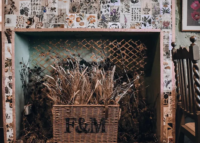 宾馆 The Hare & Hounds