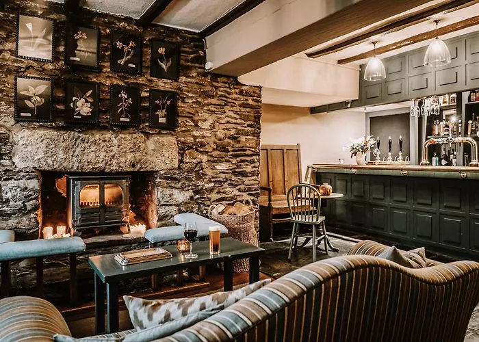 Мини-отель The Hare & Hounds *