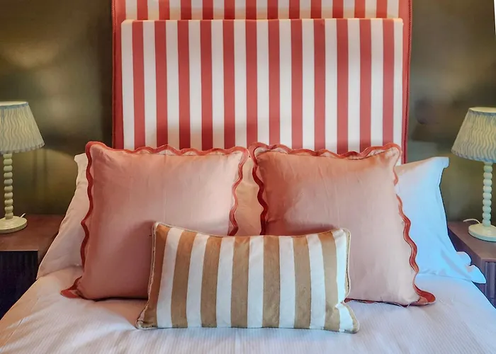 宾馆 The Hare & Hounds