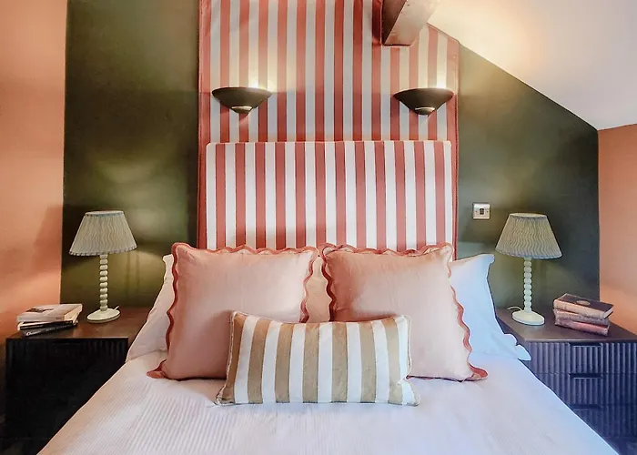 The Hare & Hounds 宾馆 Bowland Bridge