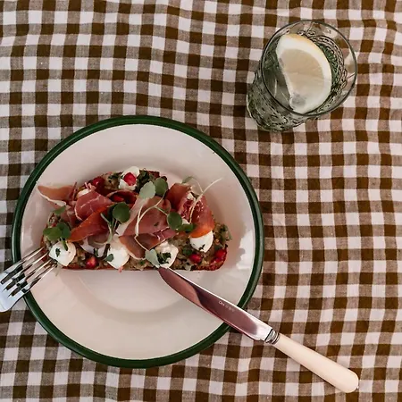 Fogadó The Hare & Hounds