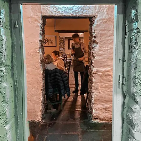 The Hare & Hounds Bowland Bridge